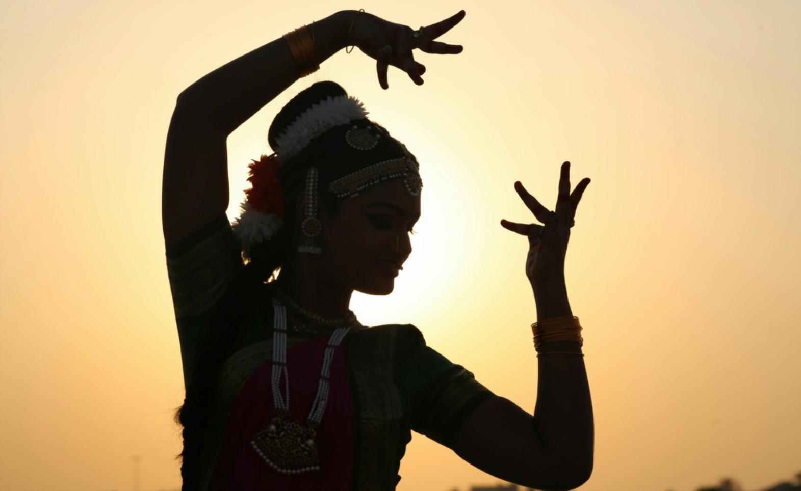 Grundlagen der Körperwahrnehmung im zeitgenössischen Tanz